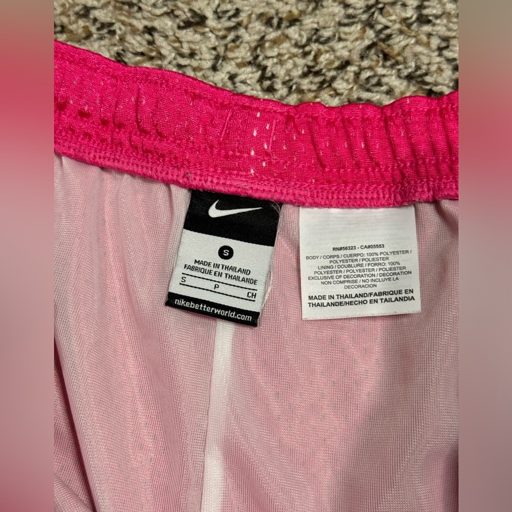 Bundle of 3 Nike Women’s Shorts Size S - Picture 3 of 8